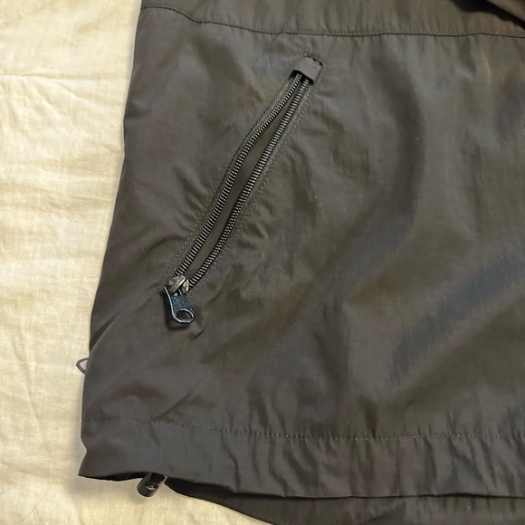 Windbreaker - Picture 2 of 5